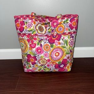 Vera Bradley Tote in Retired Clementine